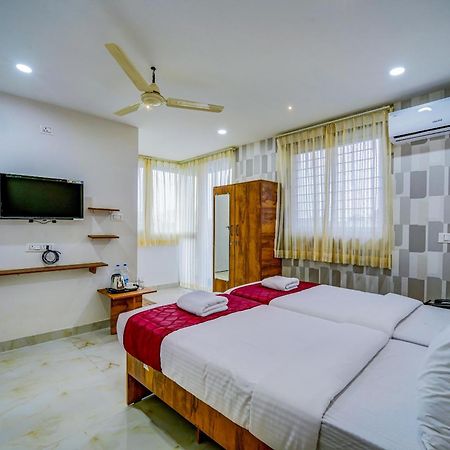 The Emerald Inn Bangalore Esterno foto