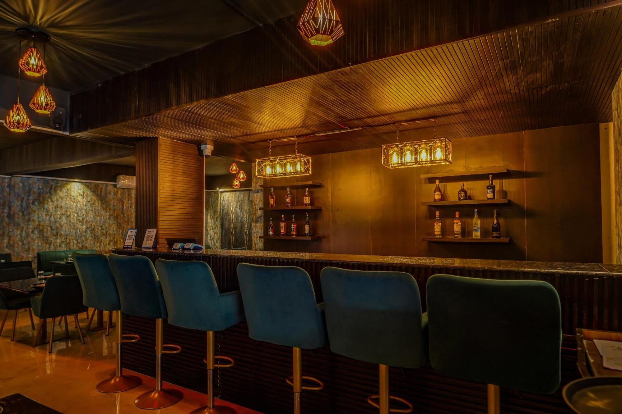 The Emerald Inn Bangalore Esterno foto